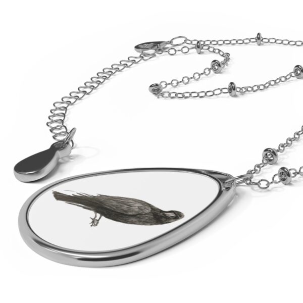 Crow Raven Elegant Oval Necklace with Bird Design, Nature Jewelry, Gift for Bird Lovers, Boho Accessory, Everyday Wear, Unique Pendant